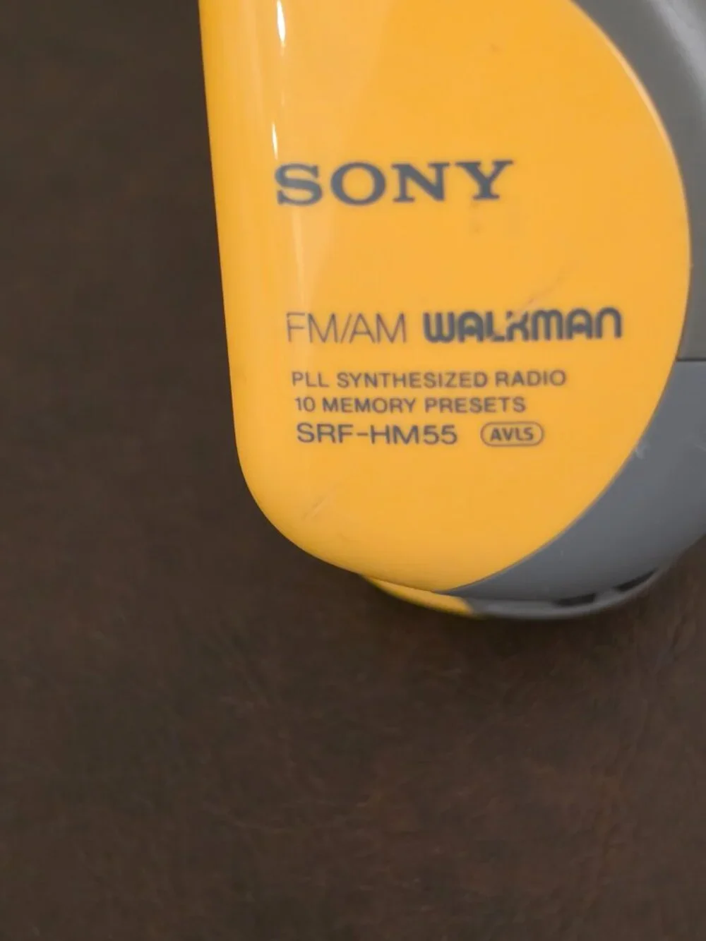 Vintage Sony Walkman Sports SRF-HM55 AM/FM Radio in Yellow